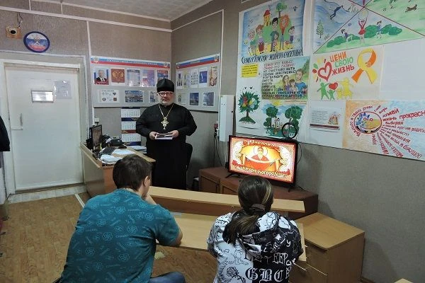 🕊 Беседа о Пресвятой Богородице в СИЗО-2