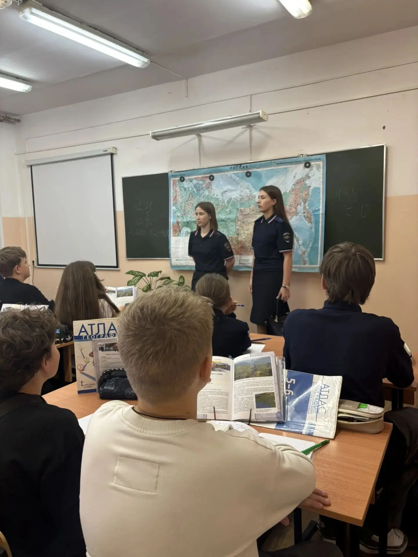 🛡️ Безопасность и закон: Единый день профилактики в нашей школе