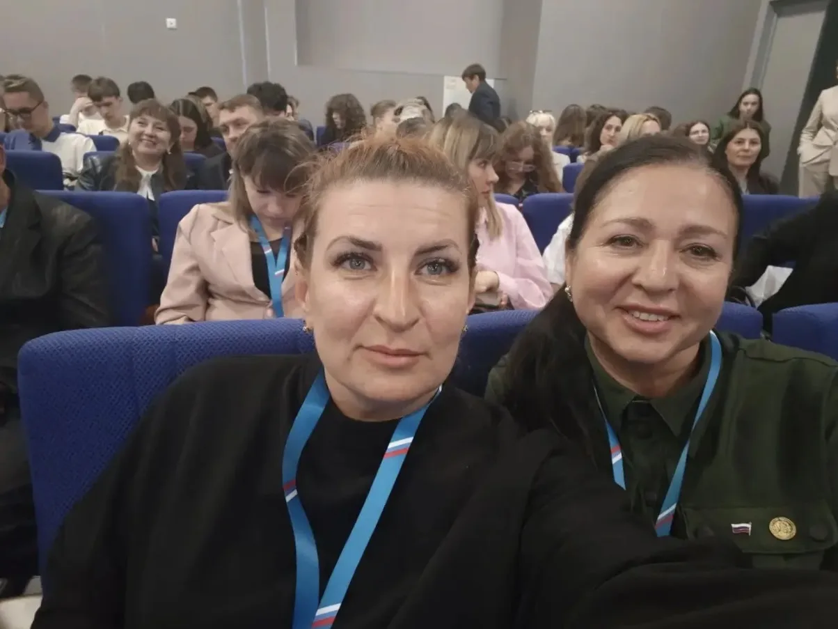 🤝 Единство и память: Анжелика Байрачная на конференции «СВОи приходят на помощь»