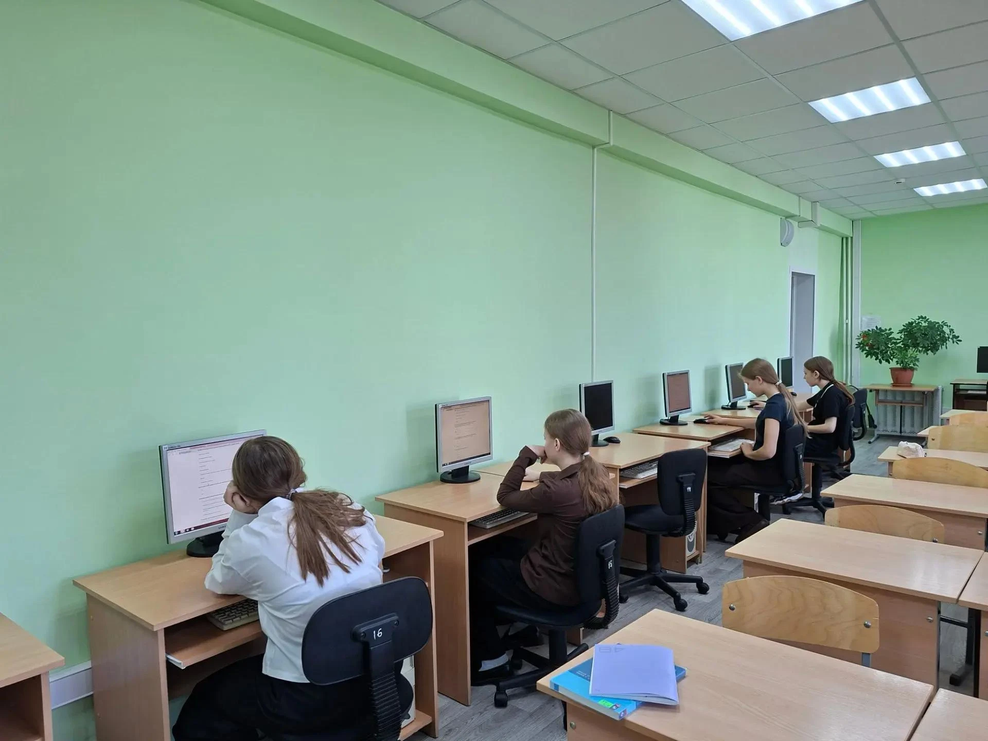 ✅Профессиональные планы и намерения обучающихся 9 и 11 классов✅