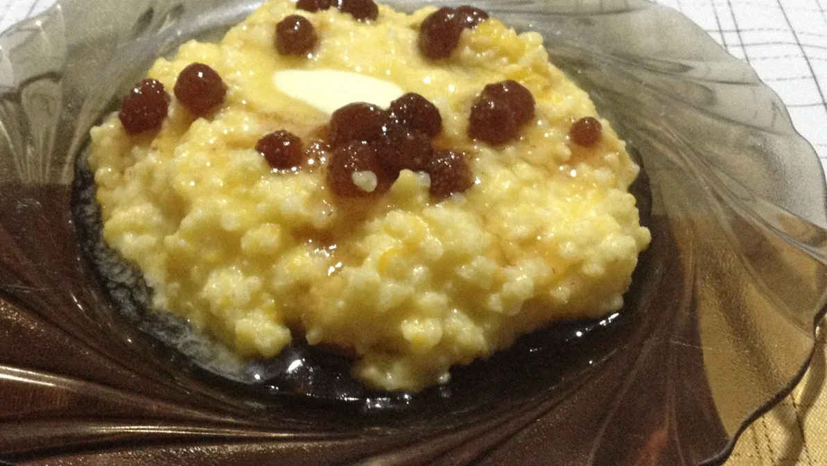 🥣 Пшённая каша с тыквой и вареньем — молочная каша с кусочками тыквы, сливочным маслом...