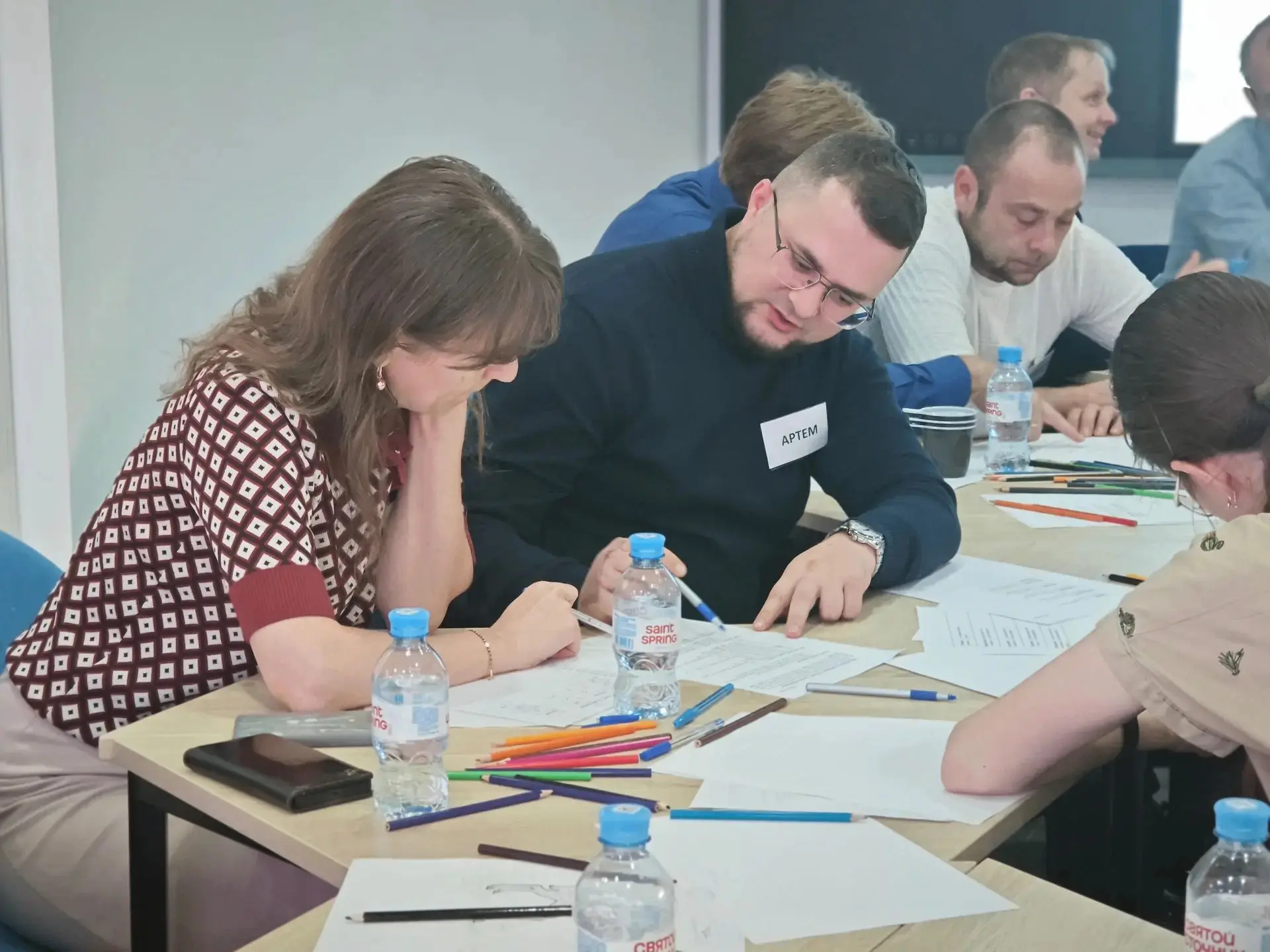 📈 Прокачай навыки с Кадровым центром «Работа молодёжи России»!