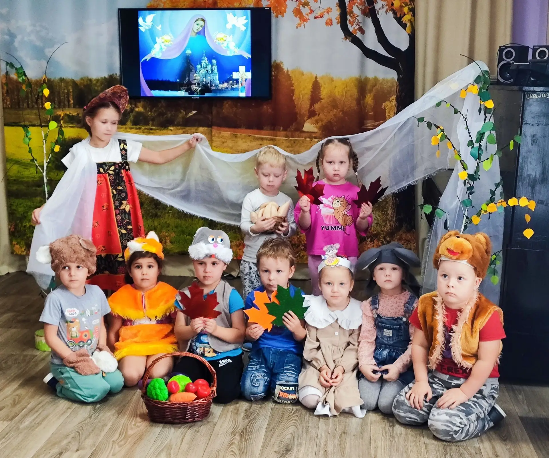 В нашем детском саду прошёл праздник Покрова — тёплый, яркий и по-настоящему волшебный!...