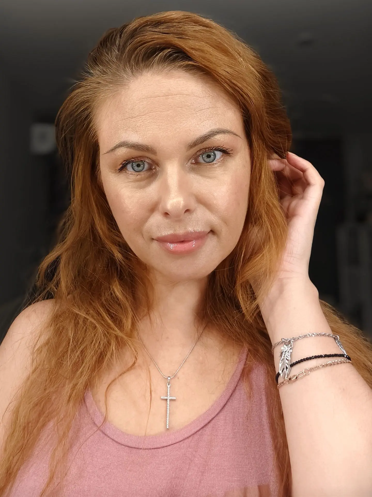 Волосы после маски стали жёсткими? А вы уверены, что им нужно больше ухода? 👀