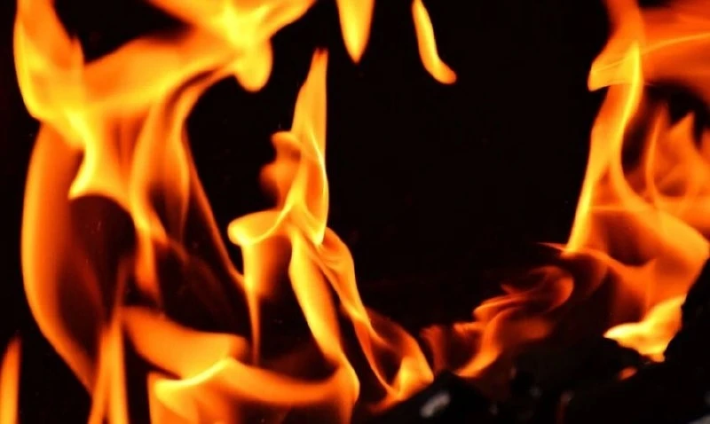 🚒 В Приамурье при пожаре погиб работник артели, еще один пострадавший скончался позже