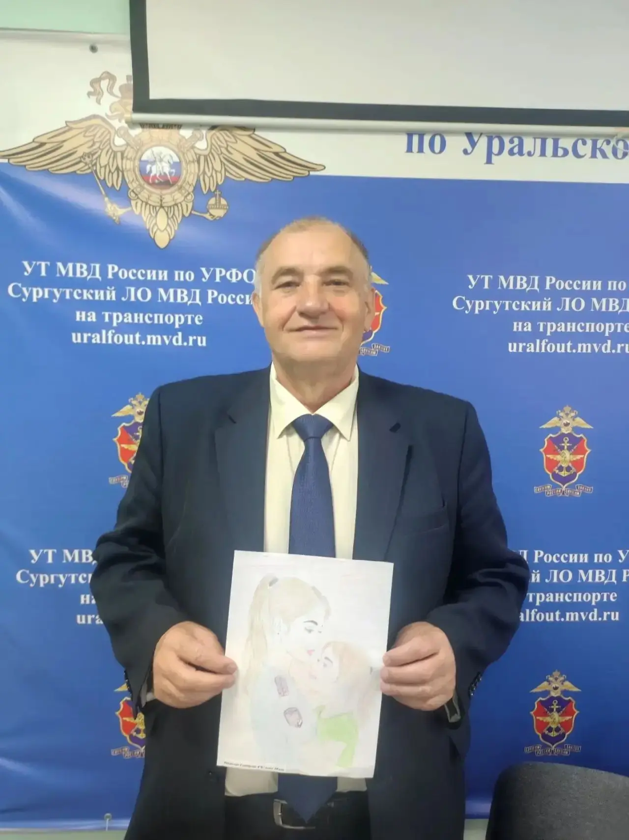 Транспортные полицейские и общественники Сургута подвели итоги отборочного этапа конкур...