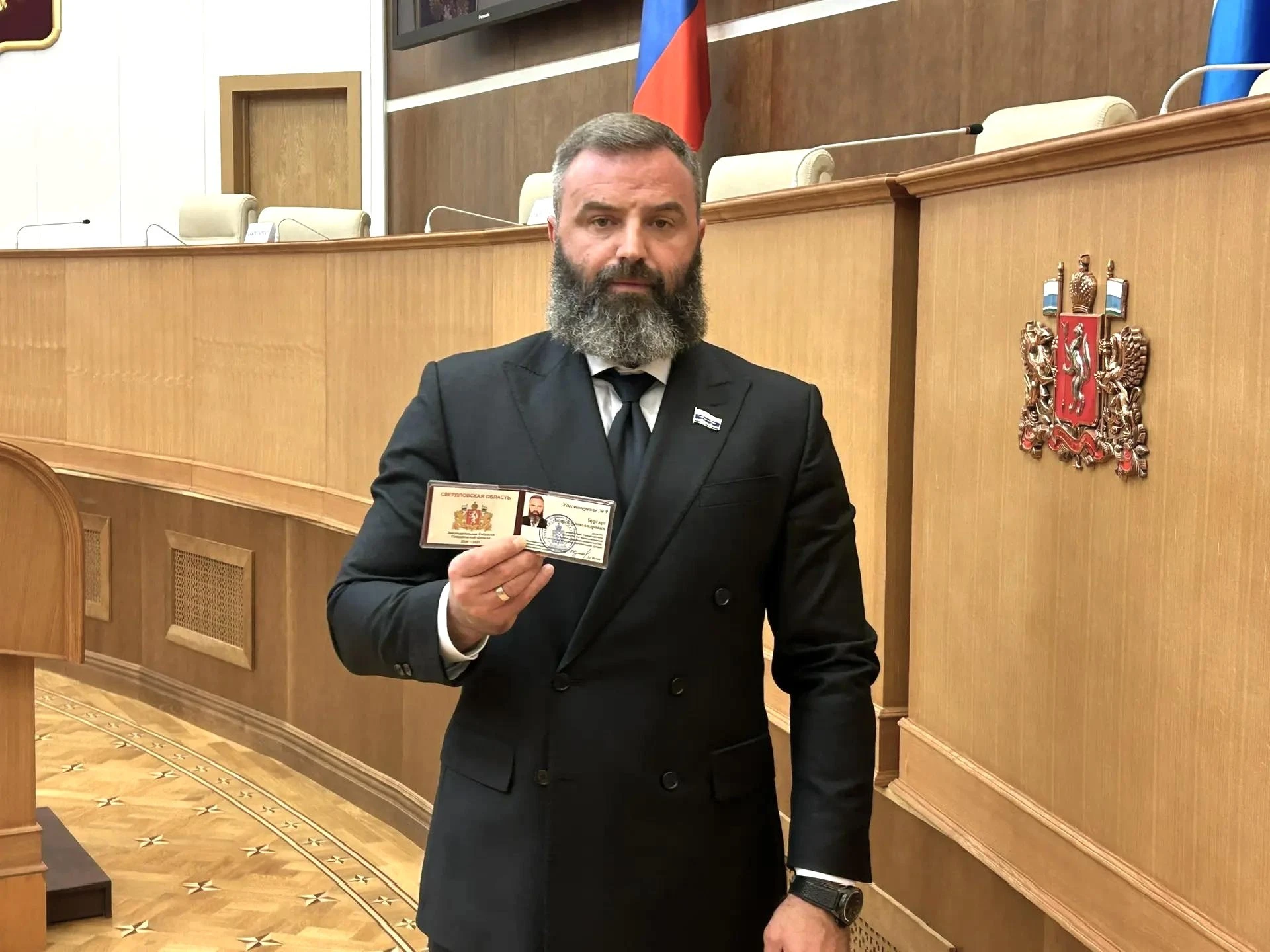 С первого заседания Законодательного Собрания вместе со штабом и однопартийцами начинае...