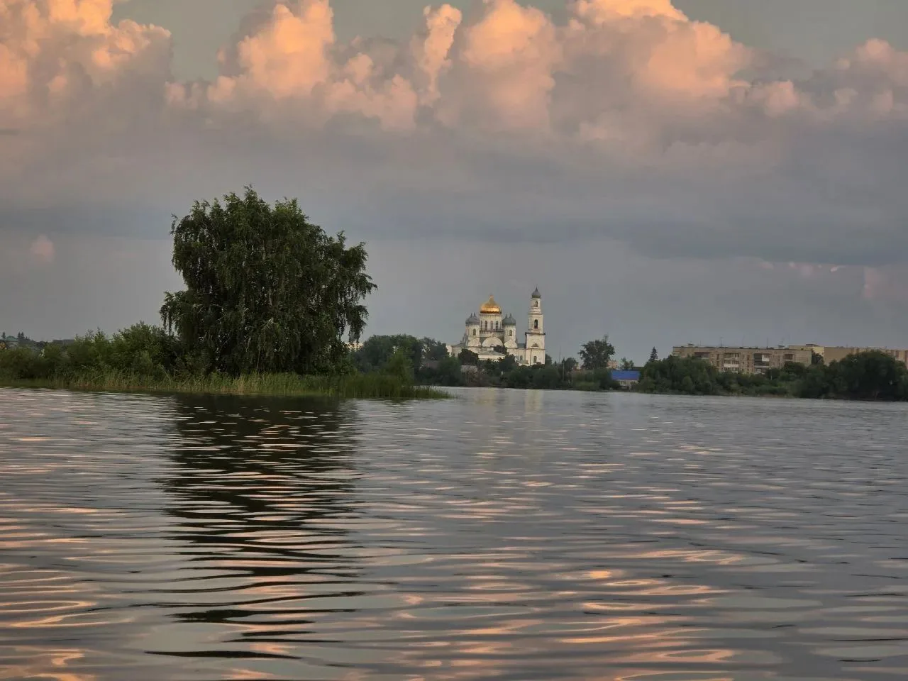 Иногда нужно просто помолчать и успокоиться, и всё встанет на свои места.