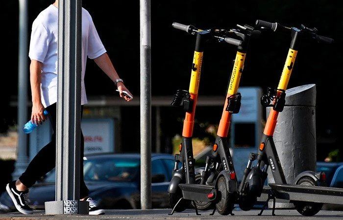 🛴"ВУШ Холдинг" снизил прогноз выручки от кикшеринга за 2026 год до 13 млрд рублей