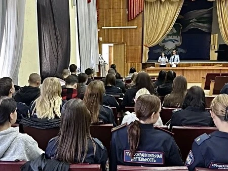 👮‍♂️Сотрудники УМВД России по Курганской области продолжают профилактическую работу по...
