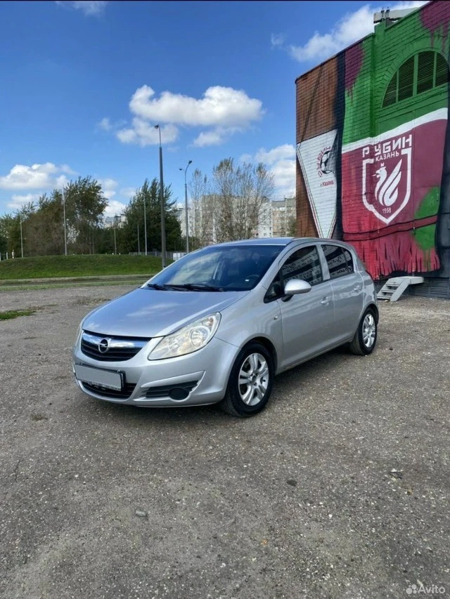 Opel Corsa 2008. Автомат.