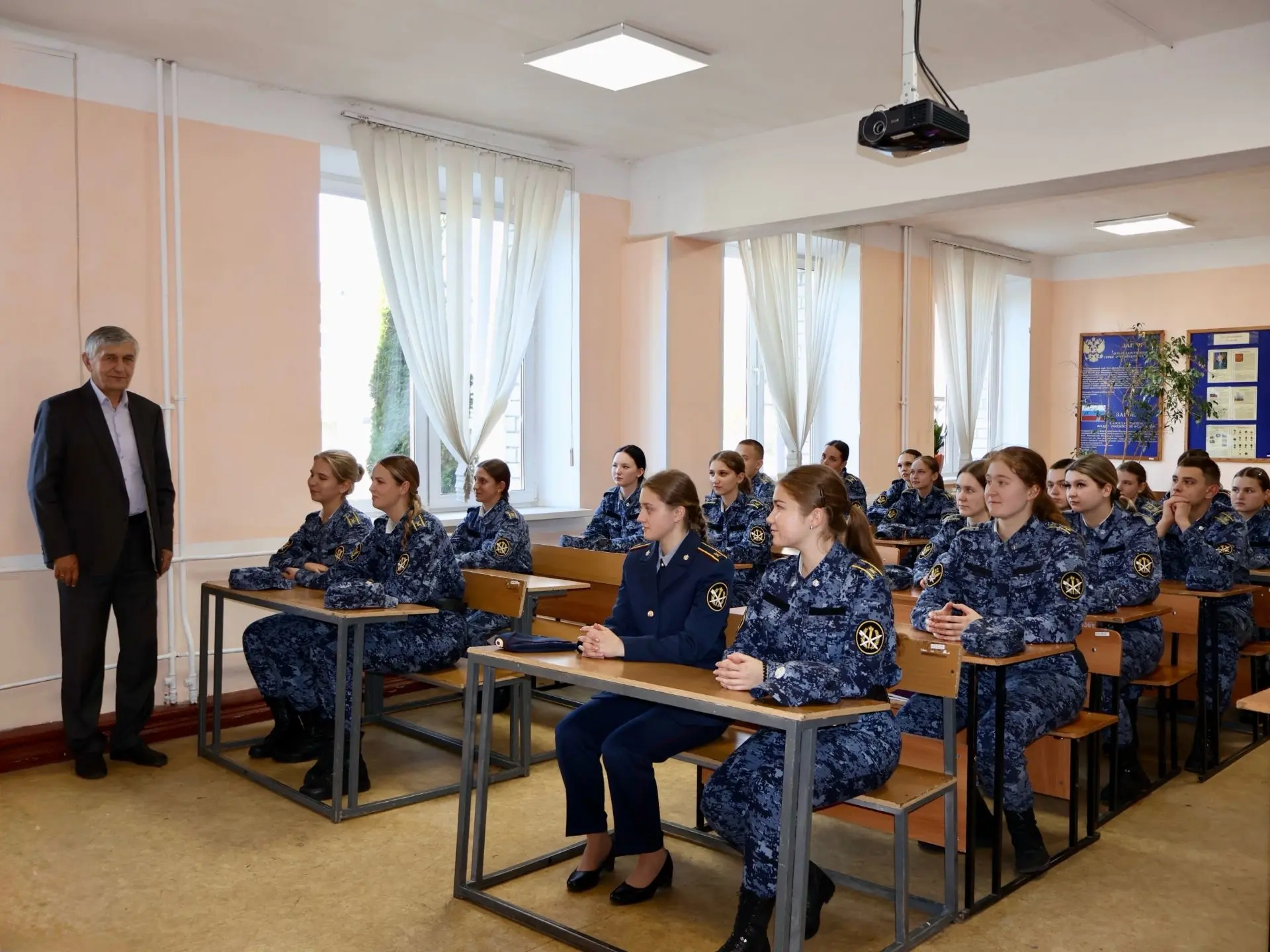 Связь поколений и история образовательной организации