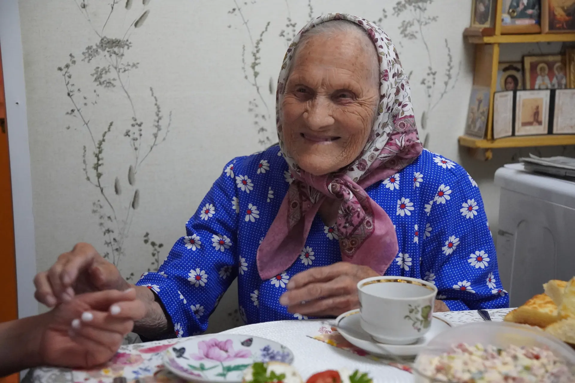 Елена Ивановна — весела, бодра и по-прежнему полна энергии!