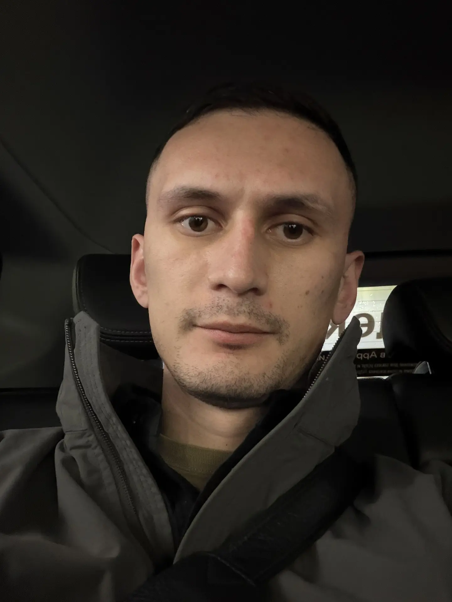 Доброе утро! Держу путь к протезистам, хотя, признаться, это больше похоже на героическ...