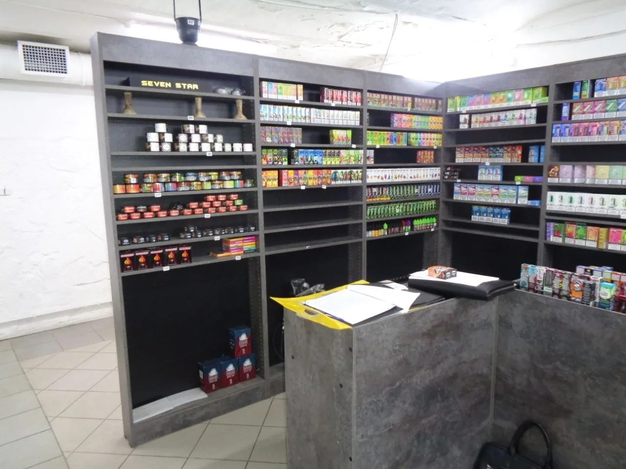 В Киржаче суд рассмотрит дело о продаже немаркированной никотинсодержащей продукции на ...