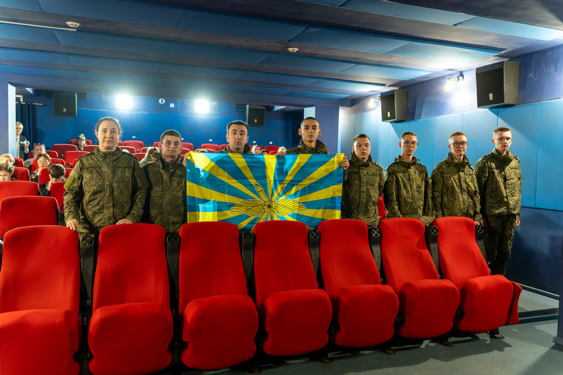 В ККЗ «Октябрь» состоялся спецпоказ фильма «Приграничье»