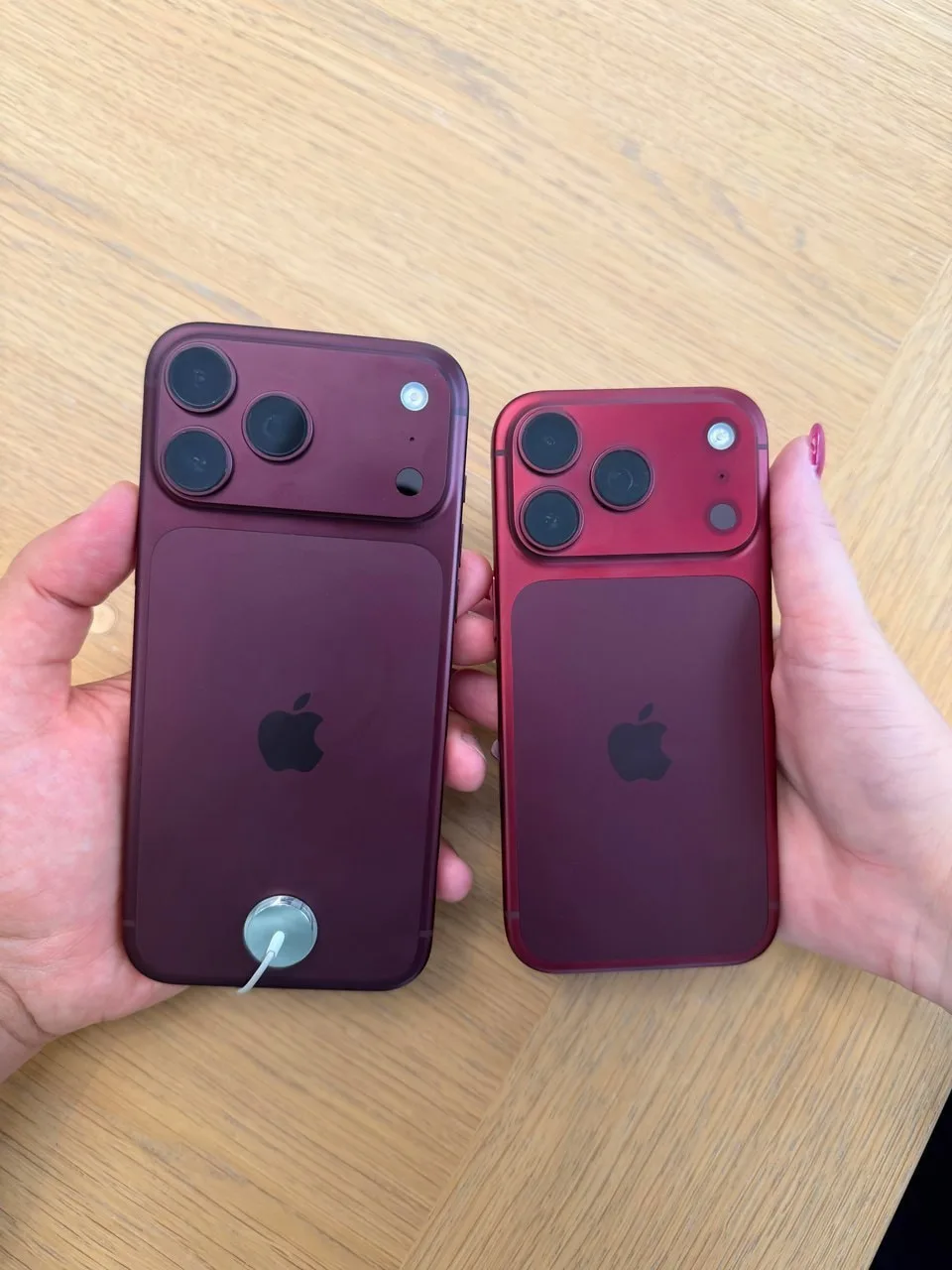Бордовые iPhone 18 Pro начали менять цвет спустя всего пару недель после покупки
