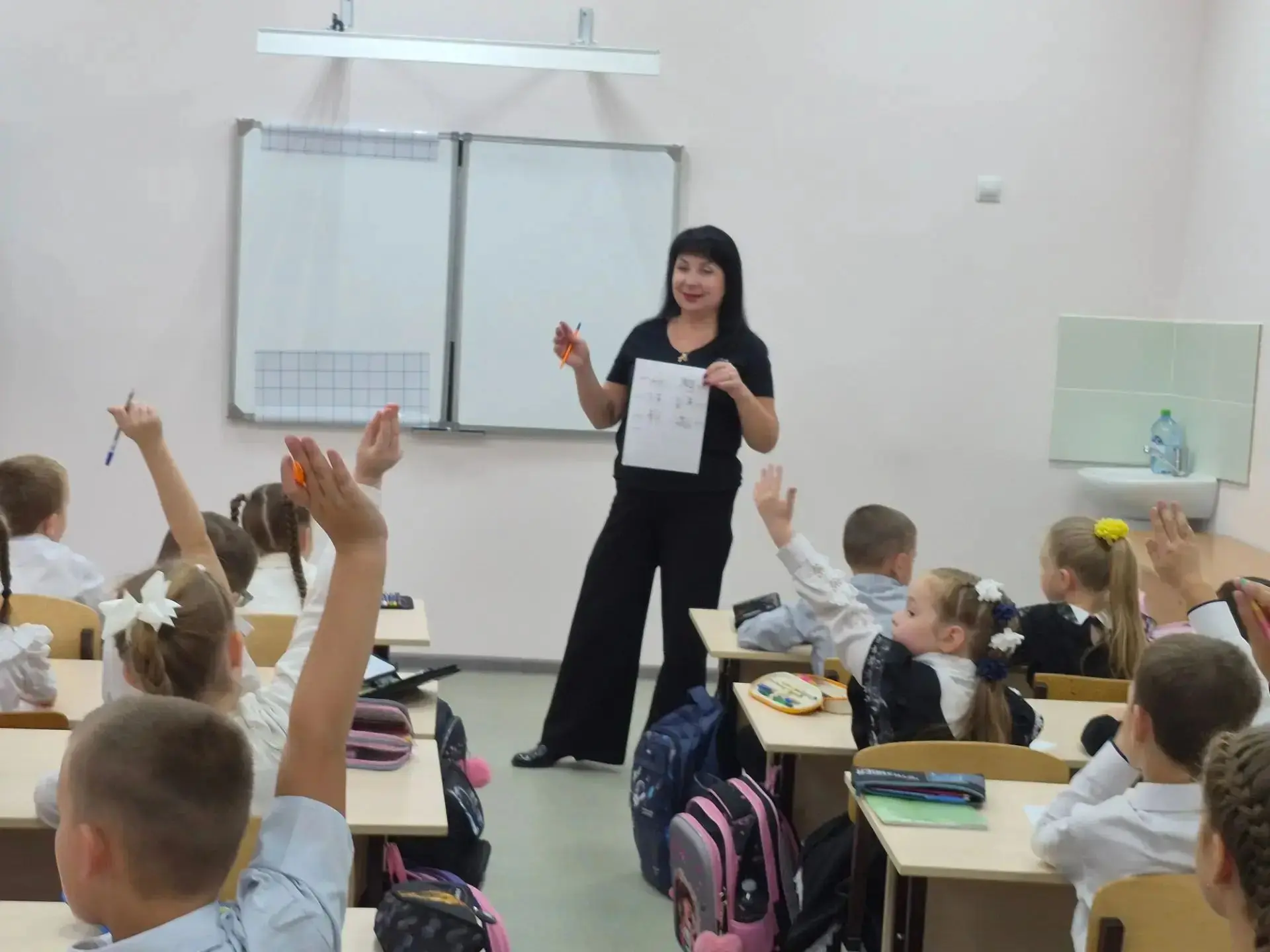 Адаптация к школьной жизни: поддержка первоклассников и пятиклассников