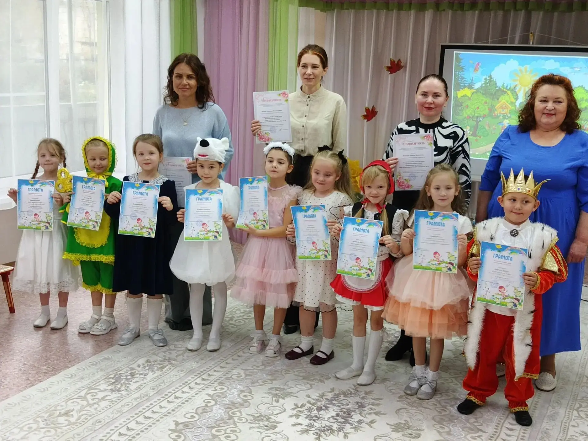 ФЕСТИВАЛЬ СОЛИСТОВ «ПУТЕШЕСТВИЕ ПО СКАЗКАМ»