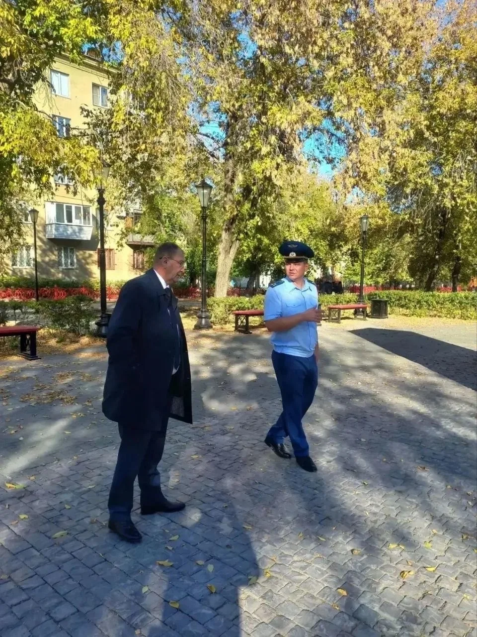 В Магнитогорске завершено благоустройство сквера, названного в честь Лермонтова. За вып...