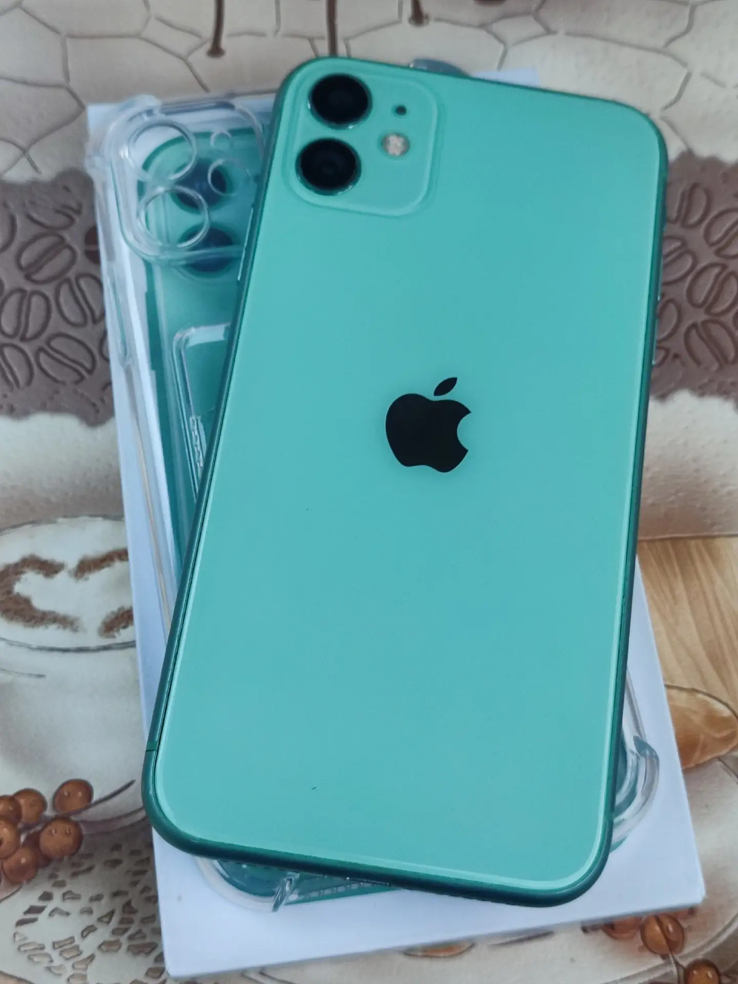 Apple Iphone 11.