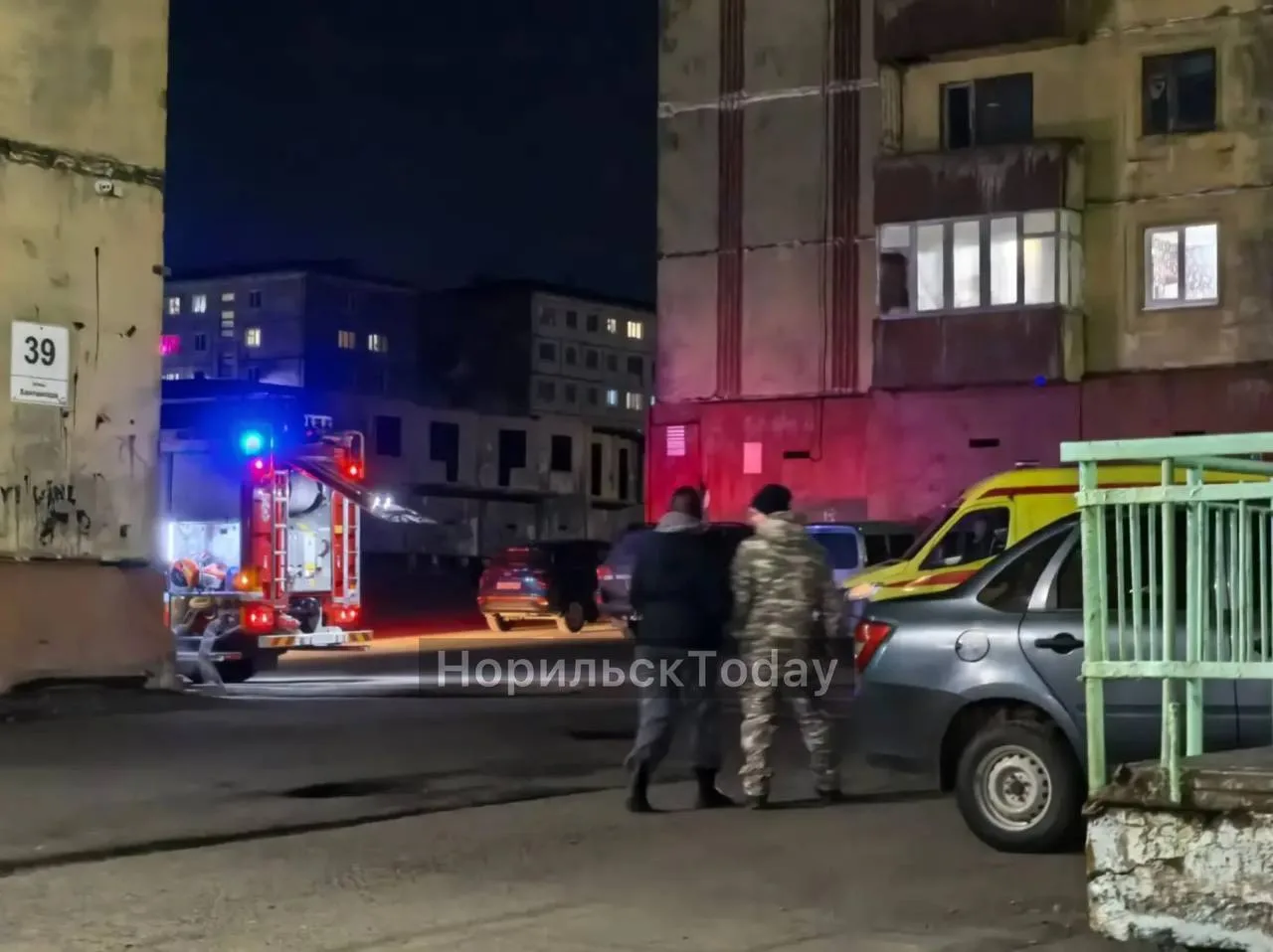 🔴 Вчера вечером случился пожар на Хантайской