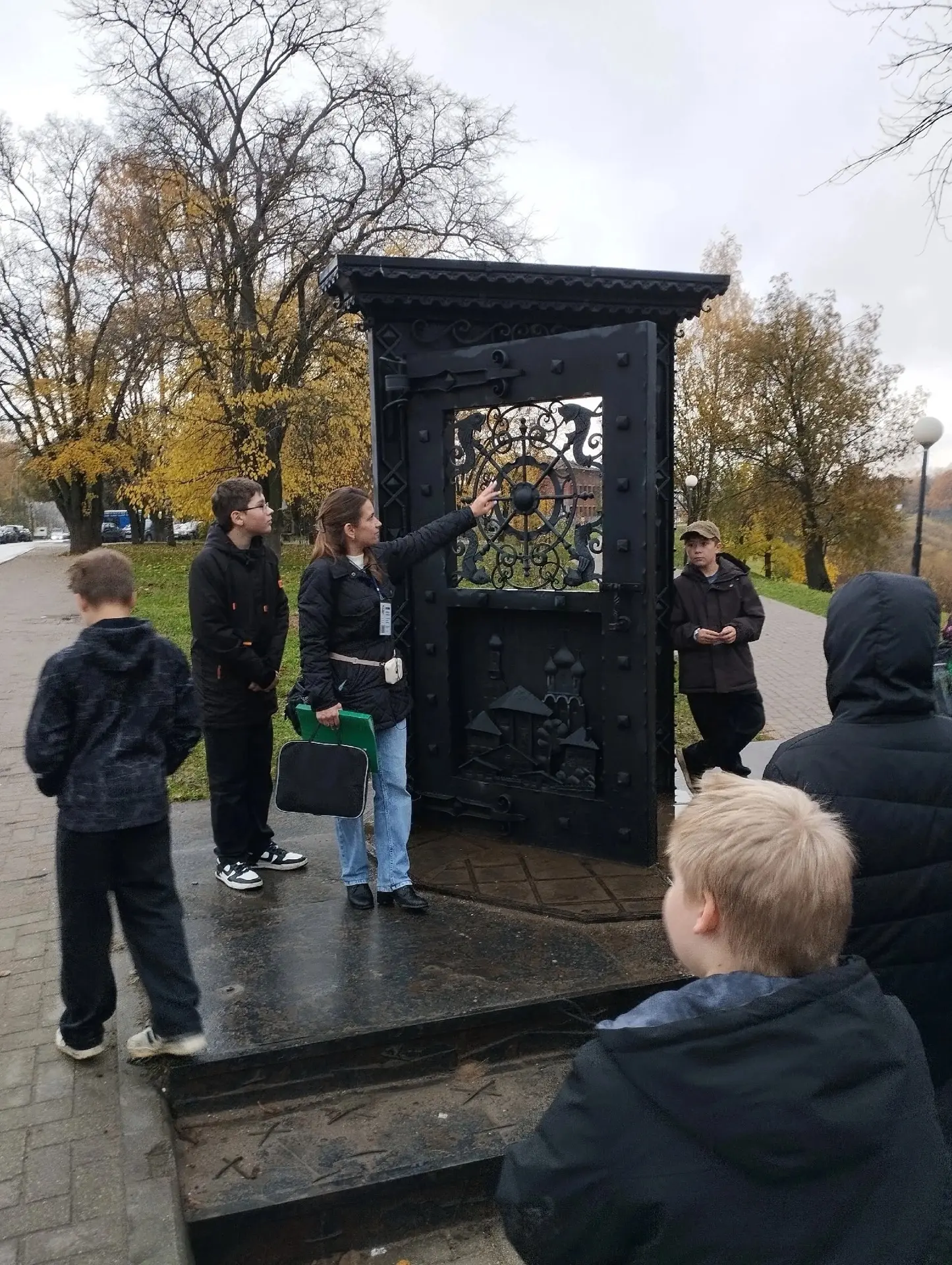 🏛️🍁Сегодня ученики 6-х классов отправились в увлекательное путешествие по Вологде " В...