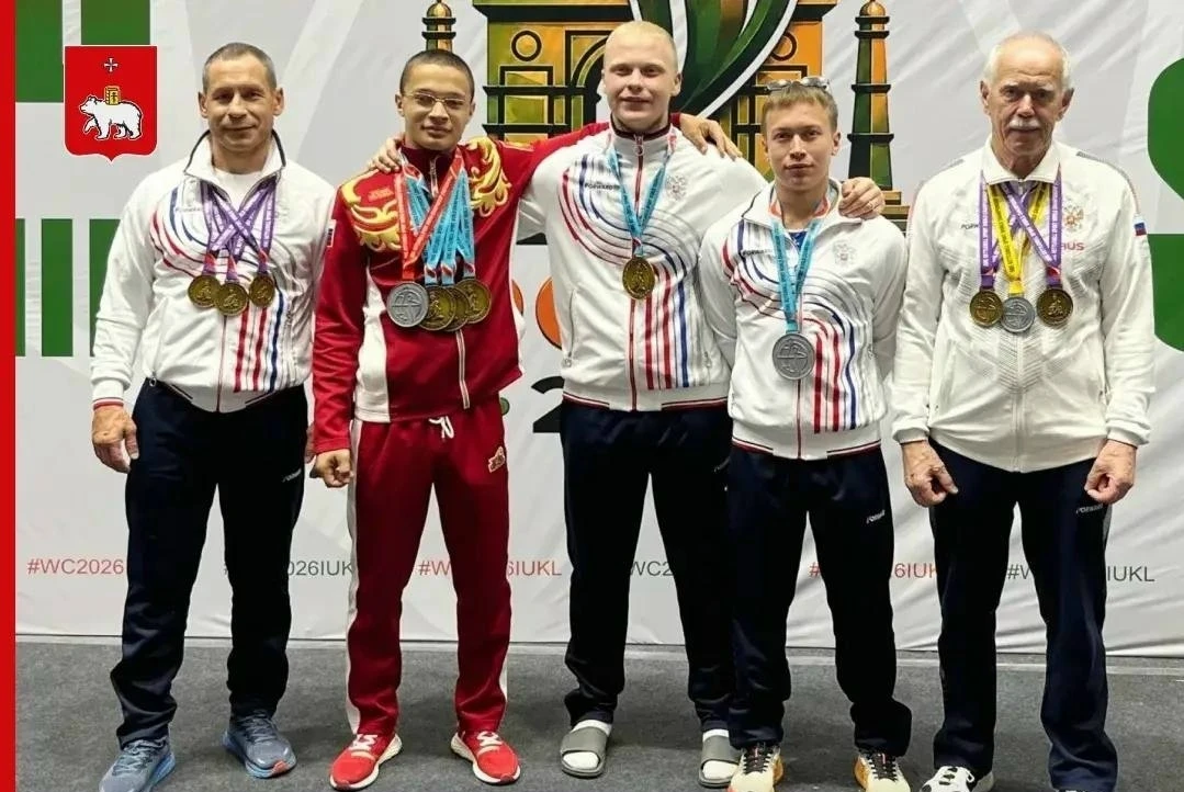 🏆 Пермские гиревики завоевали шесть медалей на чемпионате и первенстве мира в Индии, г...