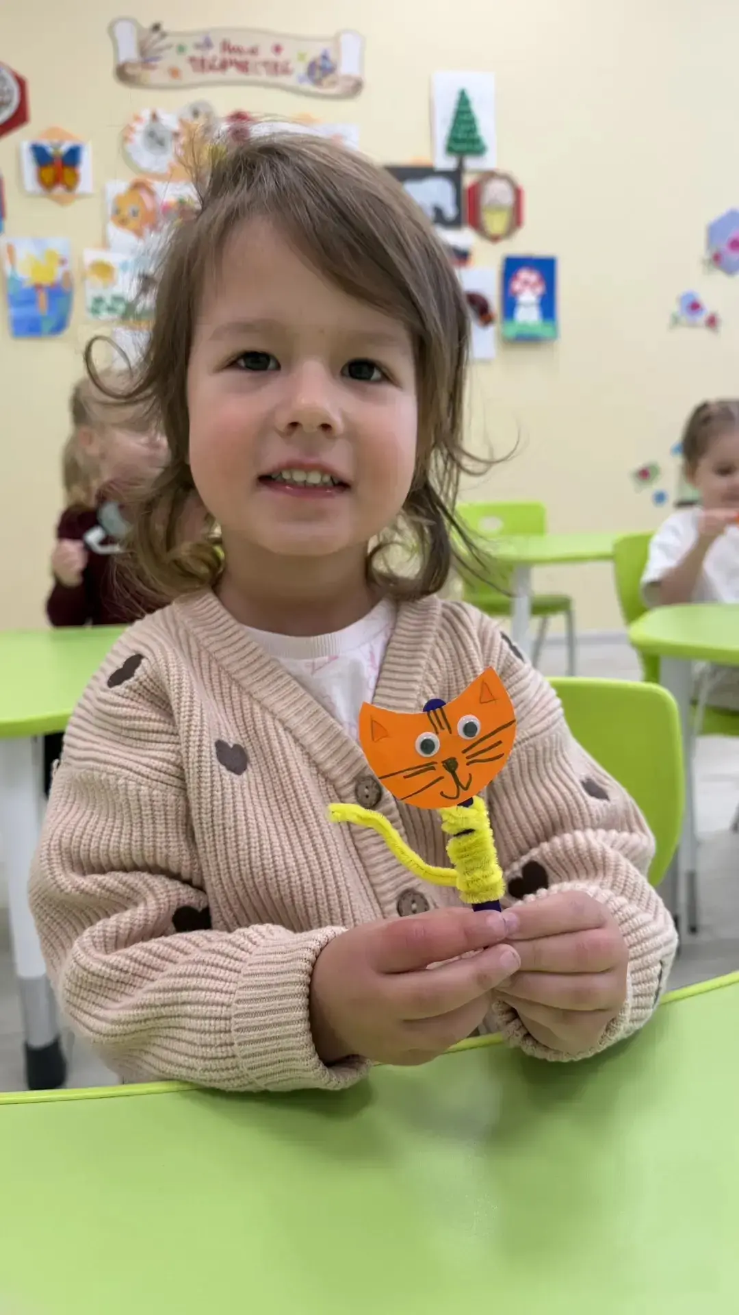 И снова наши самые маленькие, столько счастья от сделанных работ😊