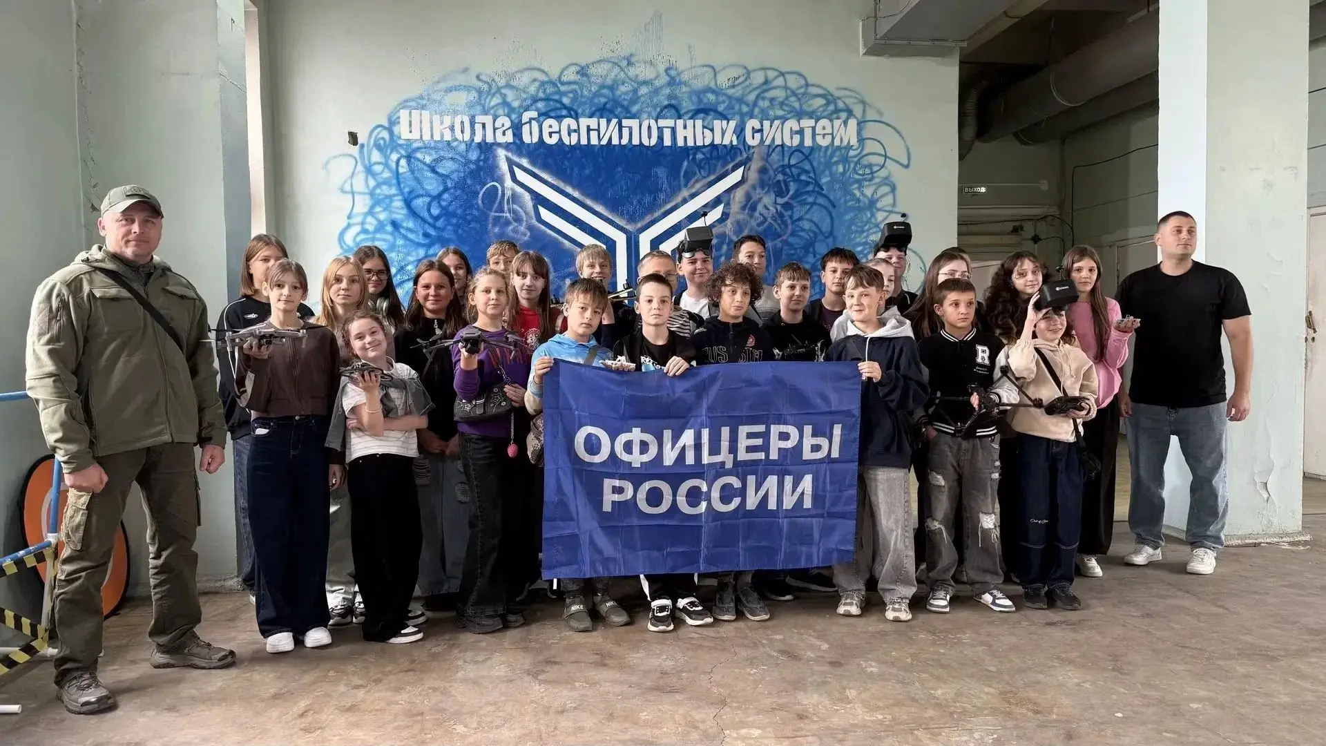 🛸 «Школа беспилотных систем» открыла двери для юных гимназистов!