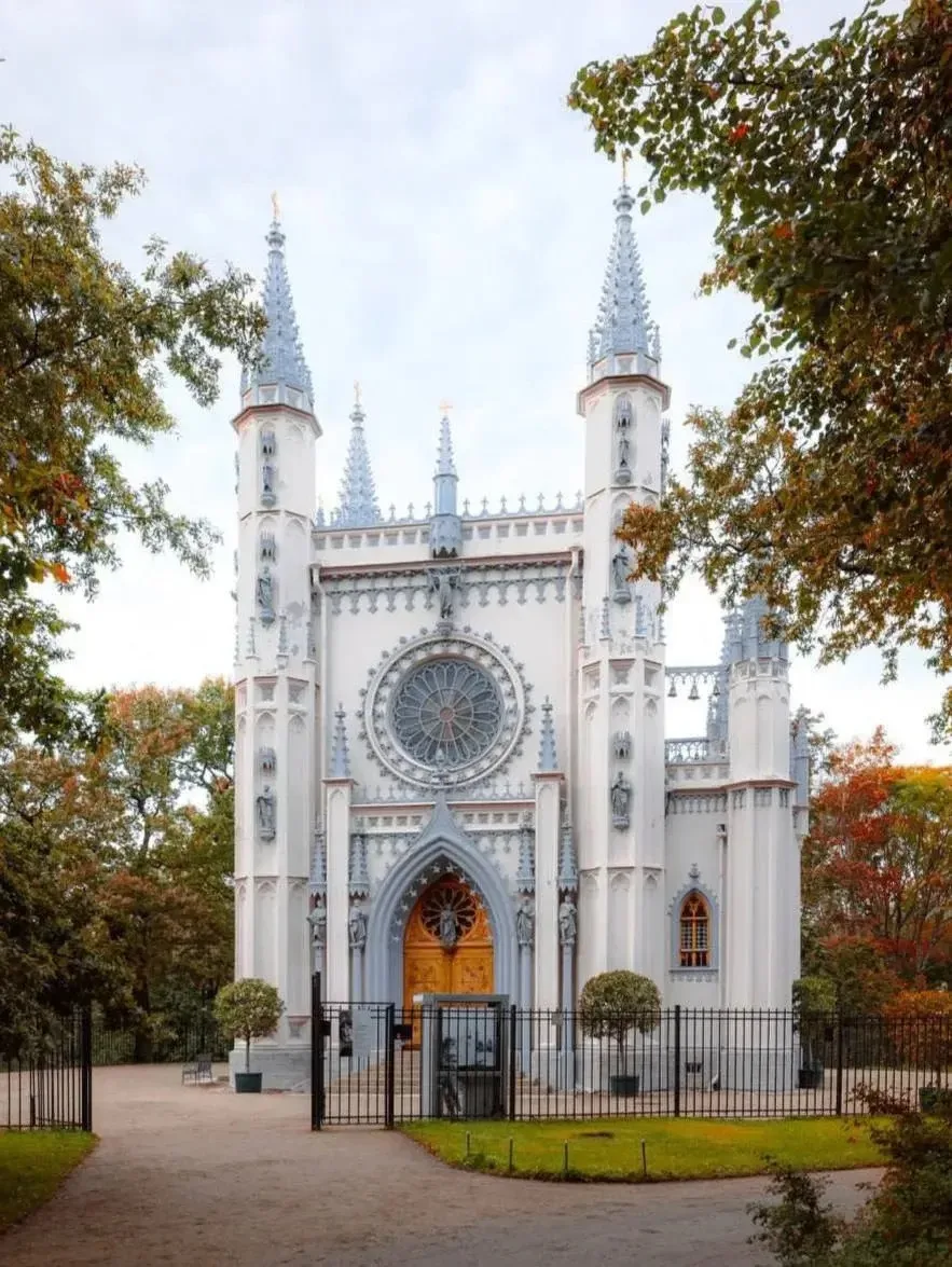 ⛪ Домашняя церковь в «Александрии»: храм Александра Невского для царской семьи