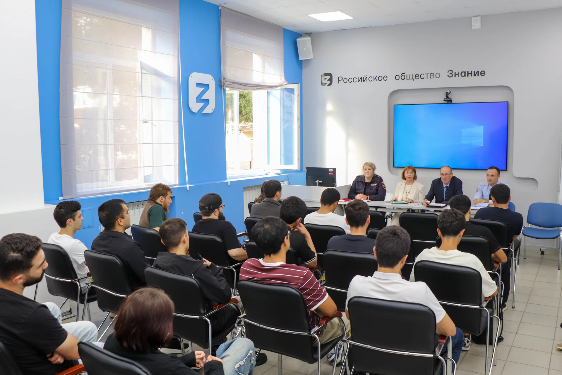 📢 В МГТУ состоялась встреча студентов-соотечественников с представителями Комитета Рес...