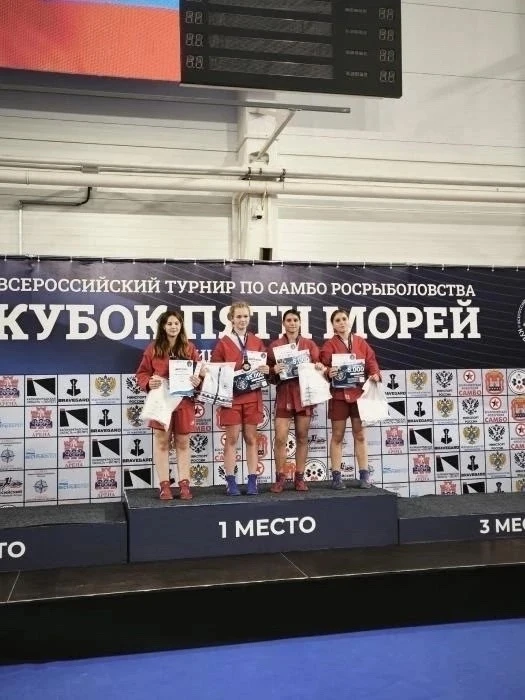 👏Две самбистки из Великих Лук привезли бронзу с "Кубка пяти морей" в Калининграде
