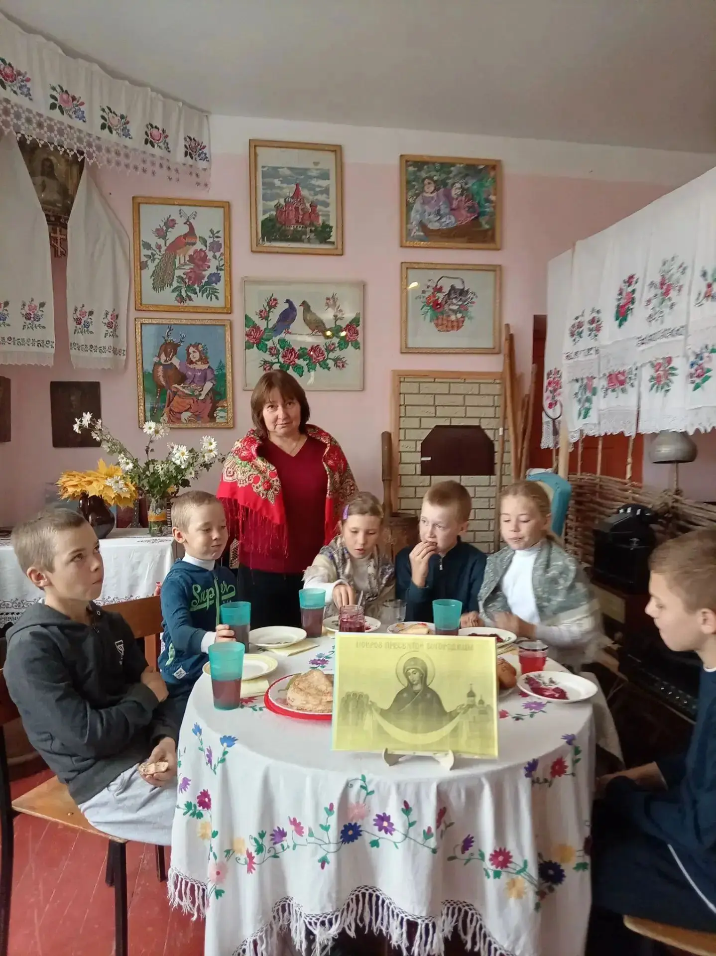 "Покрова Земли Российской: традиции в кругу друзей"🥮