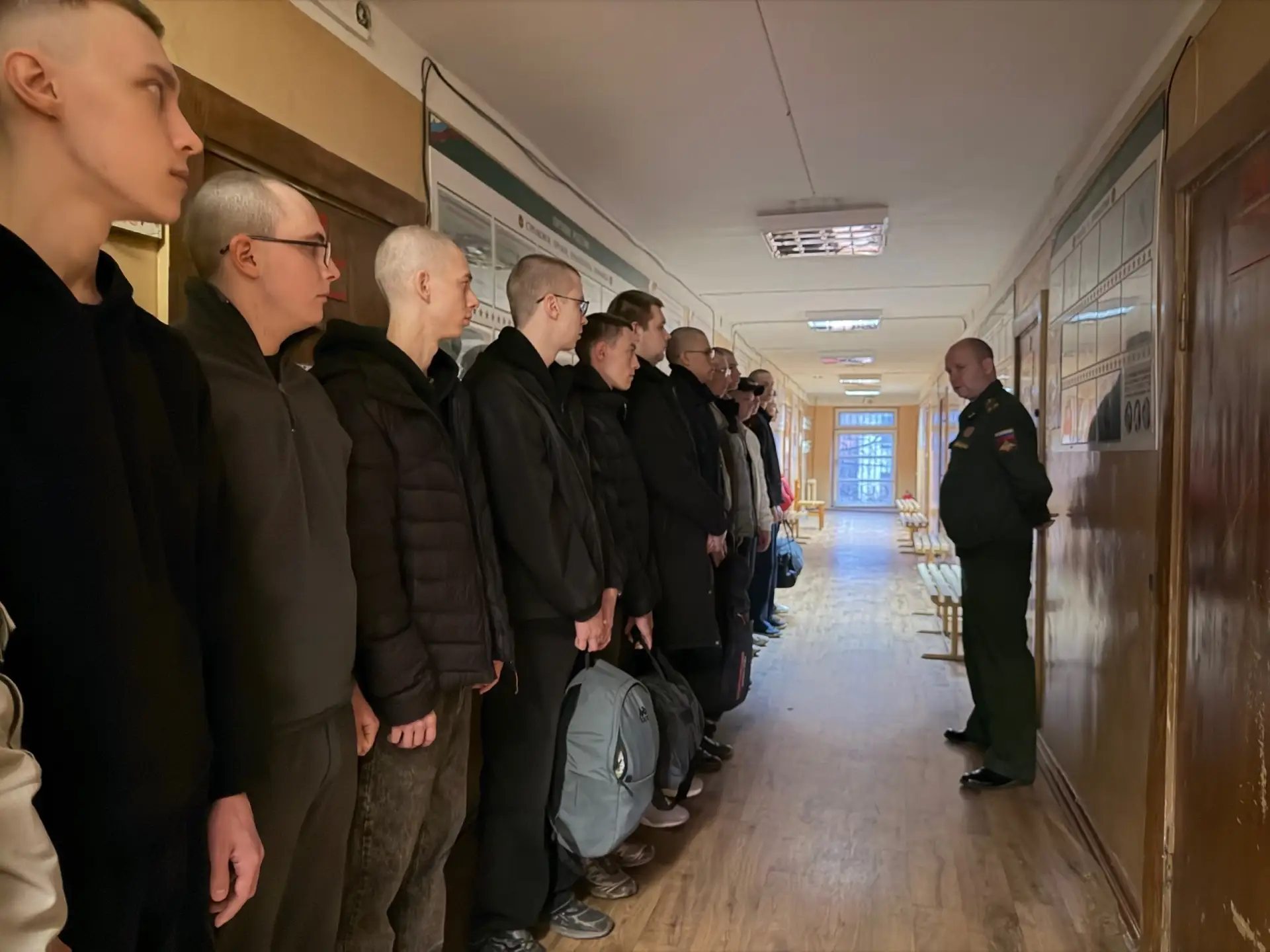 В четверг, 15 октября, в Военном комиссариате Орджоникидзевского района (ул. Машиностро...