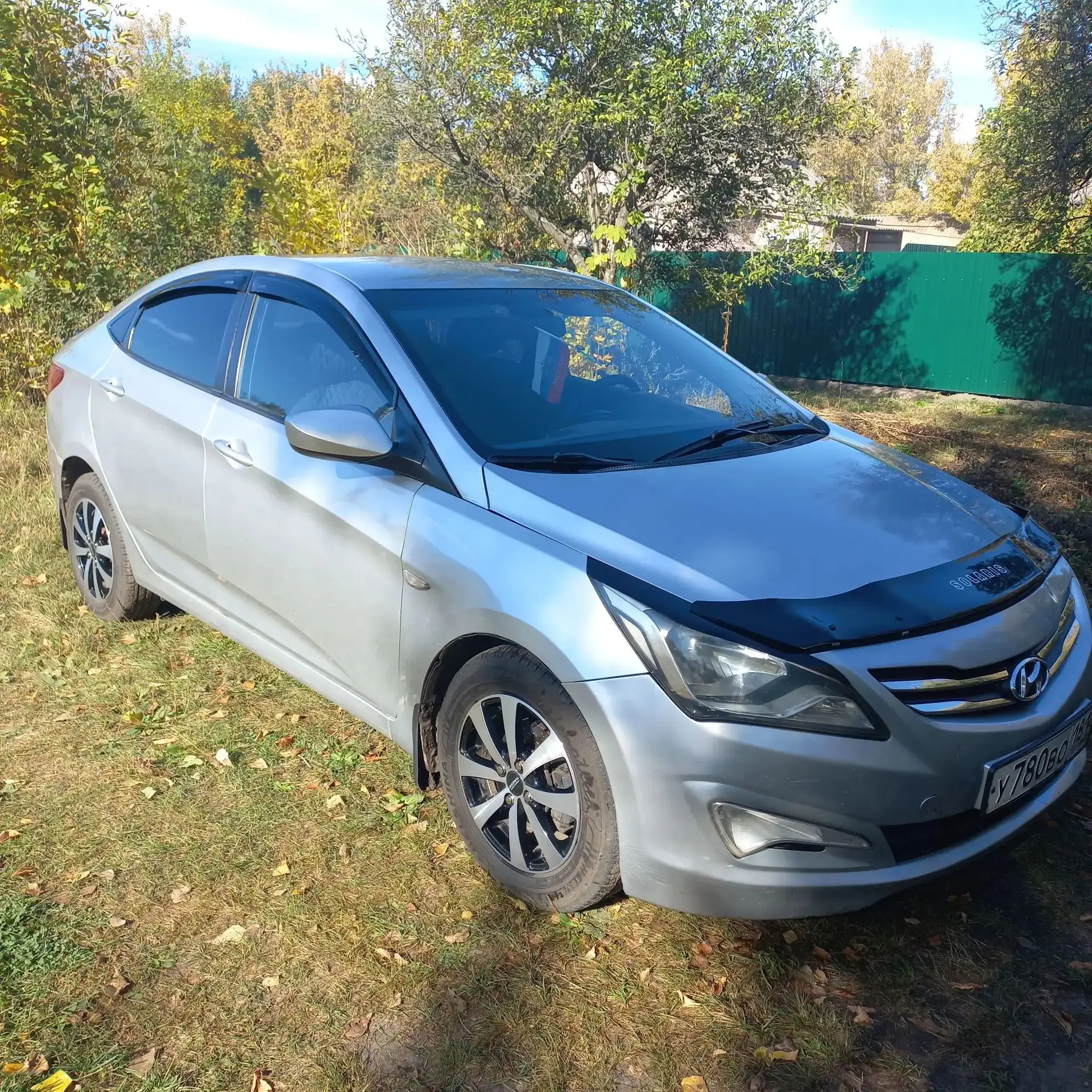 Hyundai Solaris 2013 г.в. мотор 1.6 с АКПП ,пробег 226500 т. км., машина в хорошем визу...