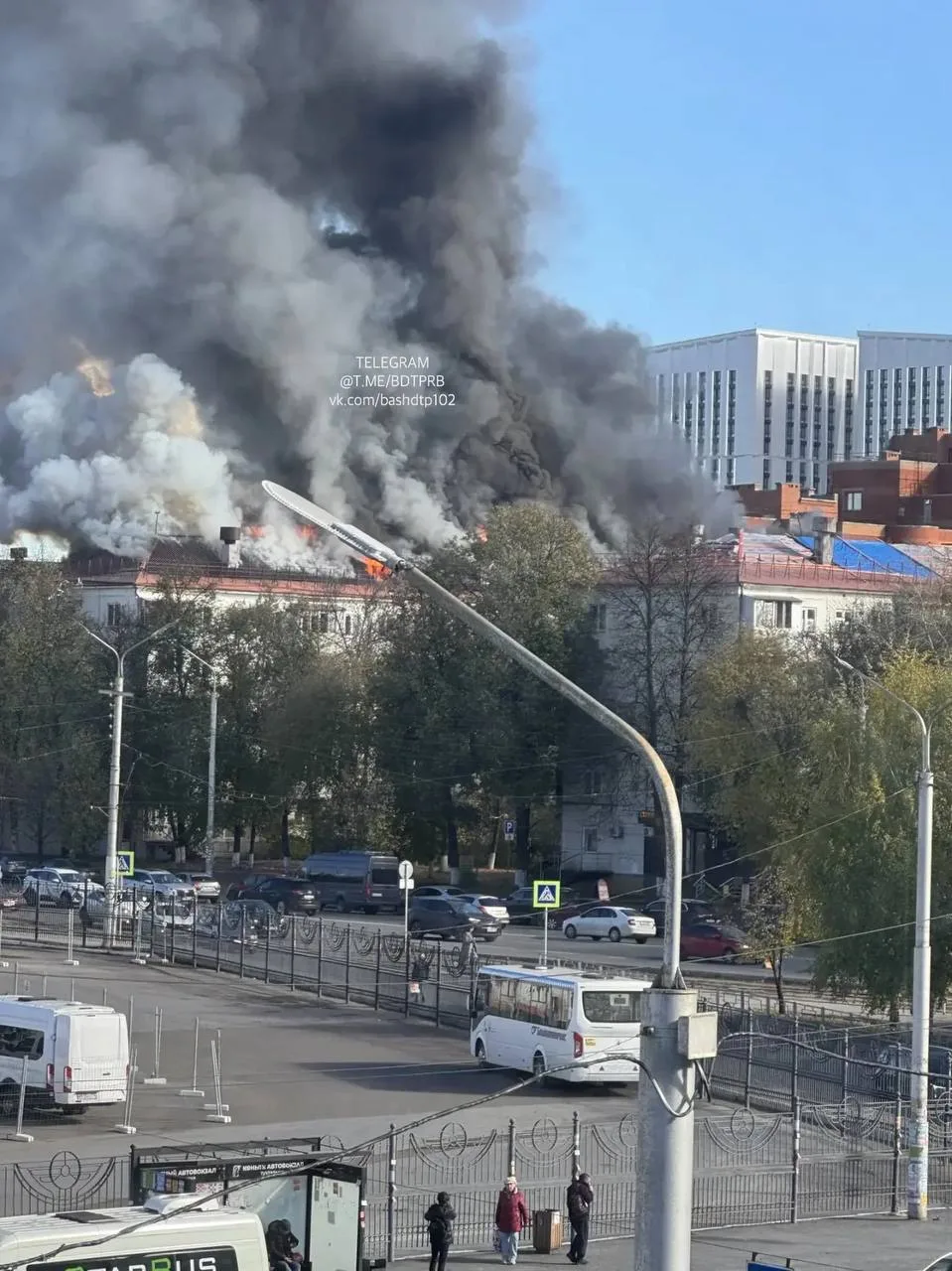 МЧС прокомментировал ситуацию о пожаре в Уфе
