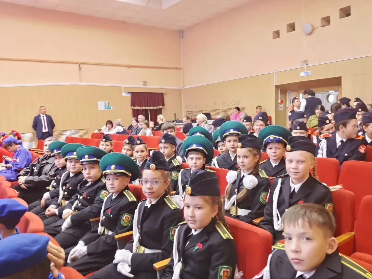 📌Когда поют кадеты — звучит гордость за Родину!