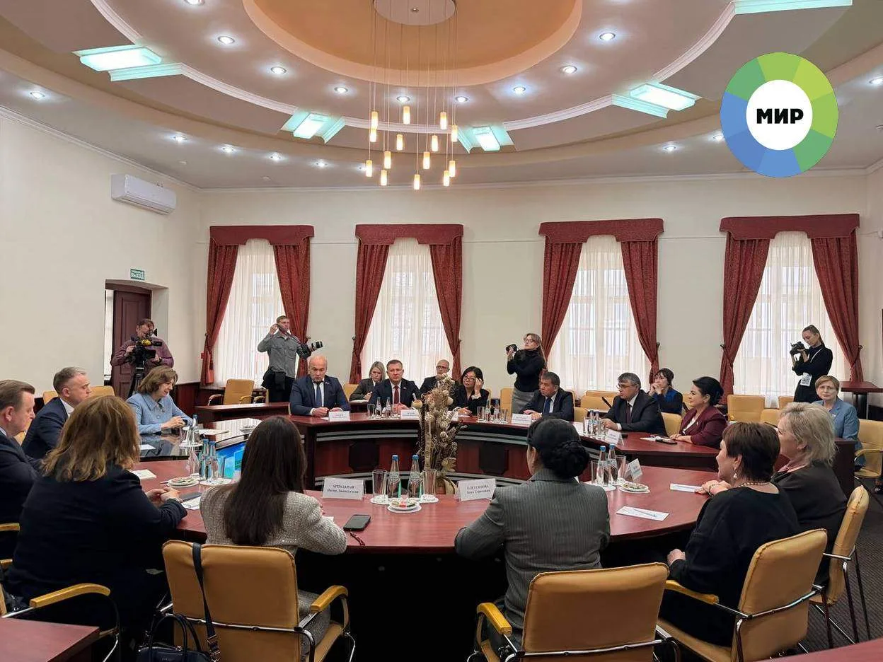 В Полоцке проходит Международный форум «Разговор о важном: счастливая семья — сильное г...