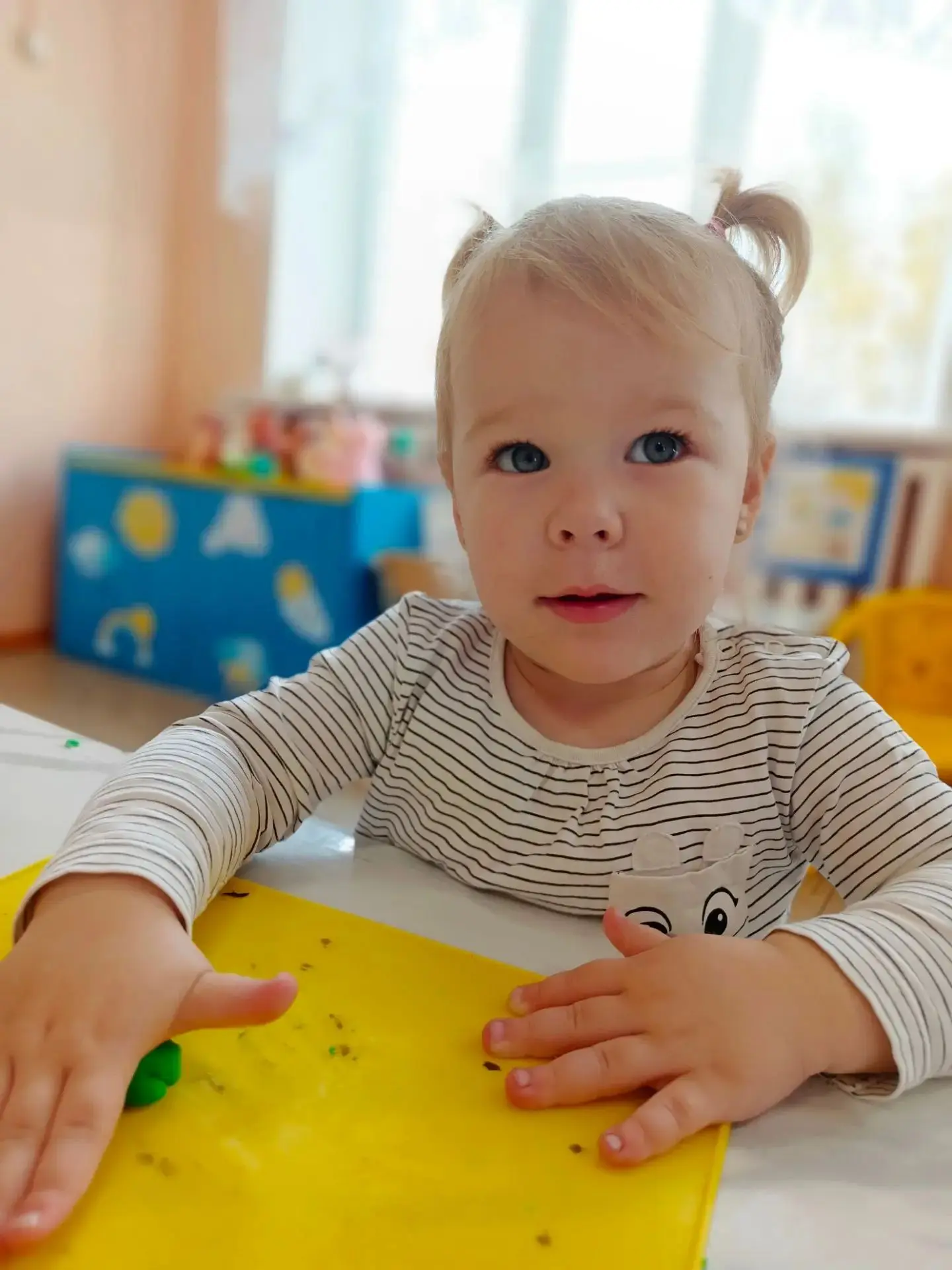🥒 Тематическая неделя «Овощи» в группе раннего возраста: лепим огурчик!