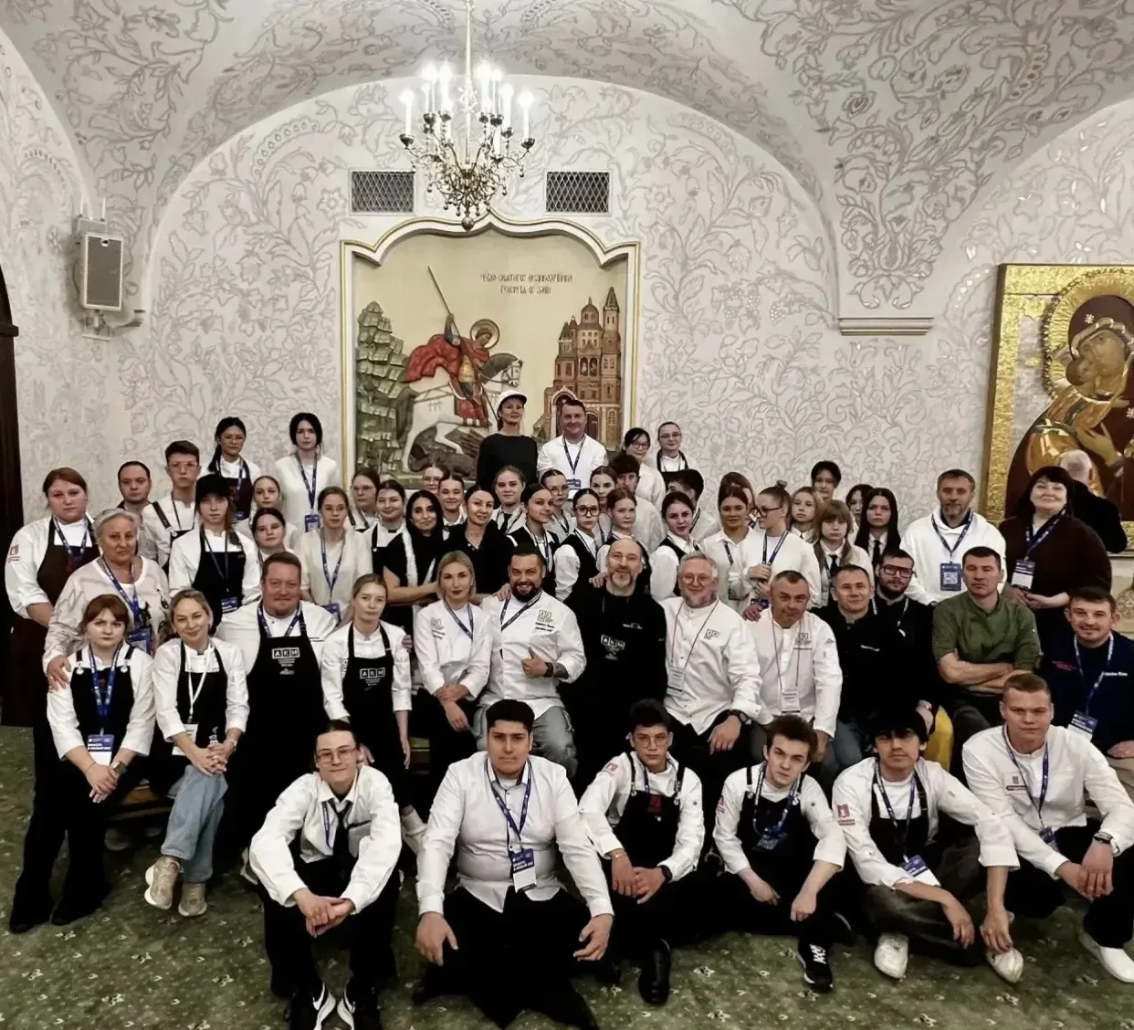🤝 Добрые дела объединяют: студенты КСУ №10 помогли организовать трапезу в Храме Христа...