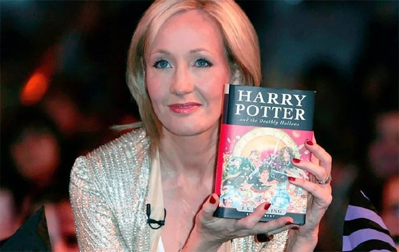 Джоан Роулинг анонсировала еще две книги по вселенной «Гарри Поттера»