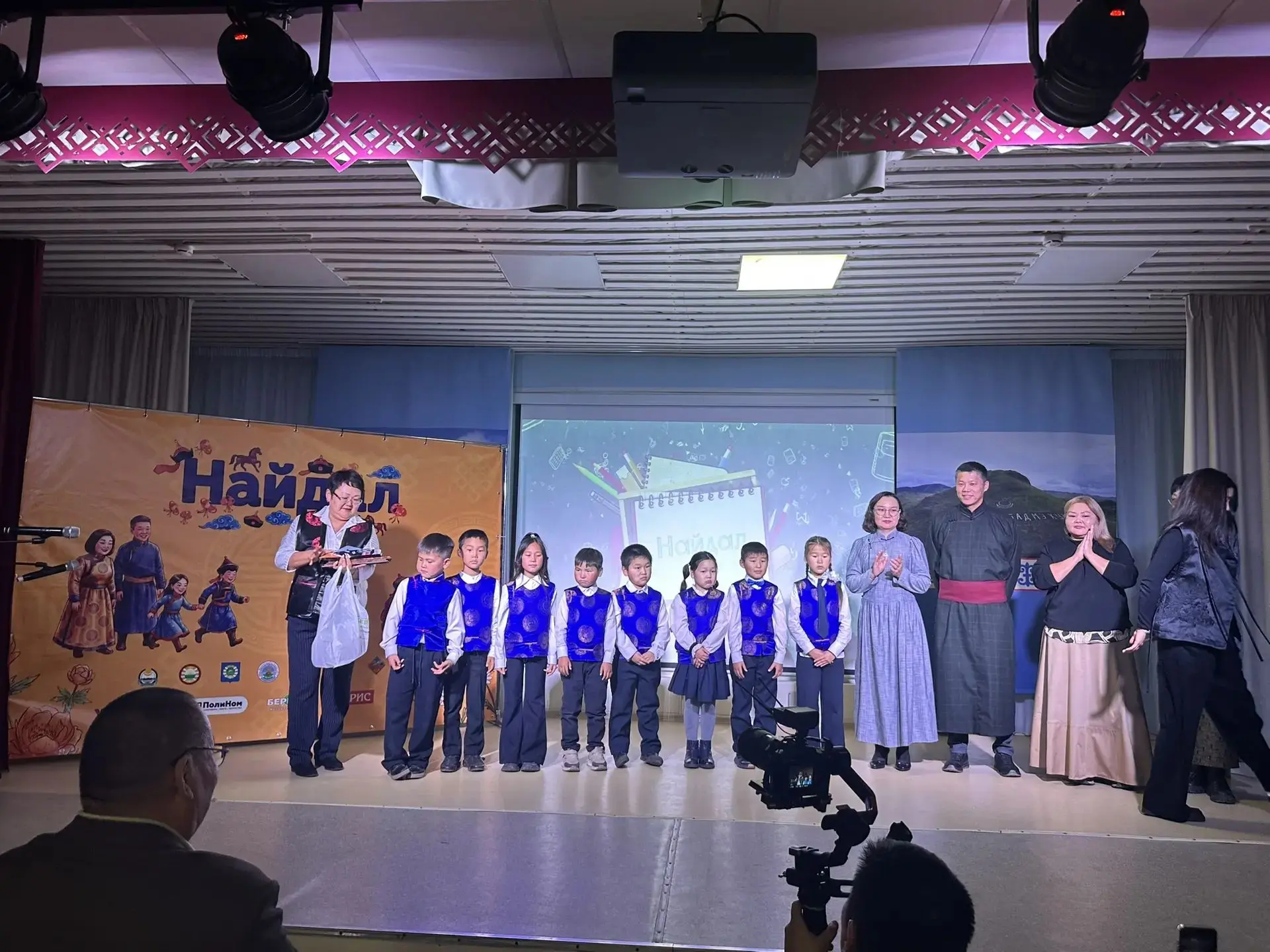 Ураа, наши в призах!
