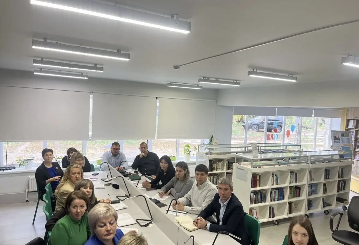Заместитель главы администрации по экономике, потребительскому рынку и инвестиционной п...