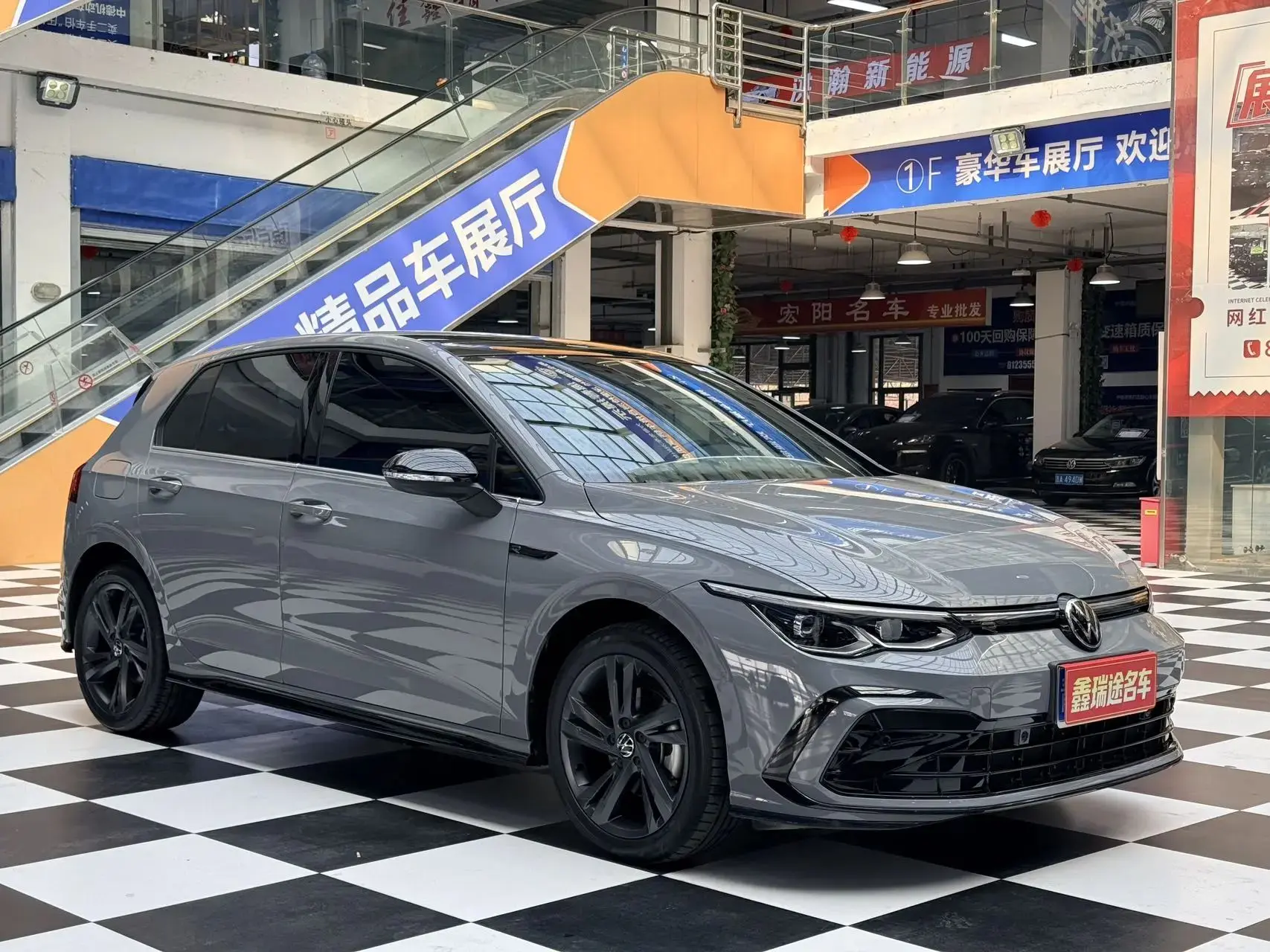 🇩🇪 Volkswagen Golf Facelift 280TSI DSG R-Line