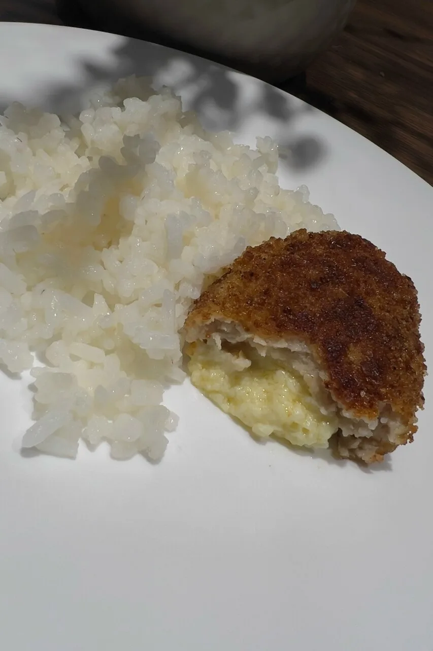 🧀 Сочные куриные зразы с моцареллой от