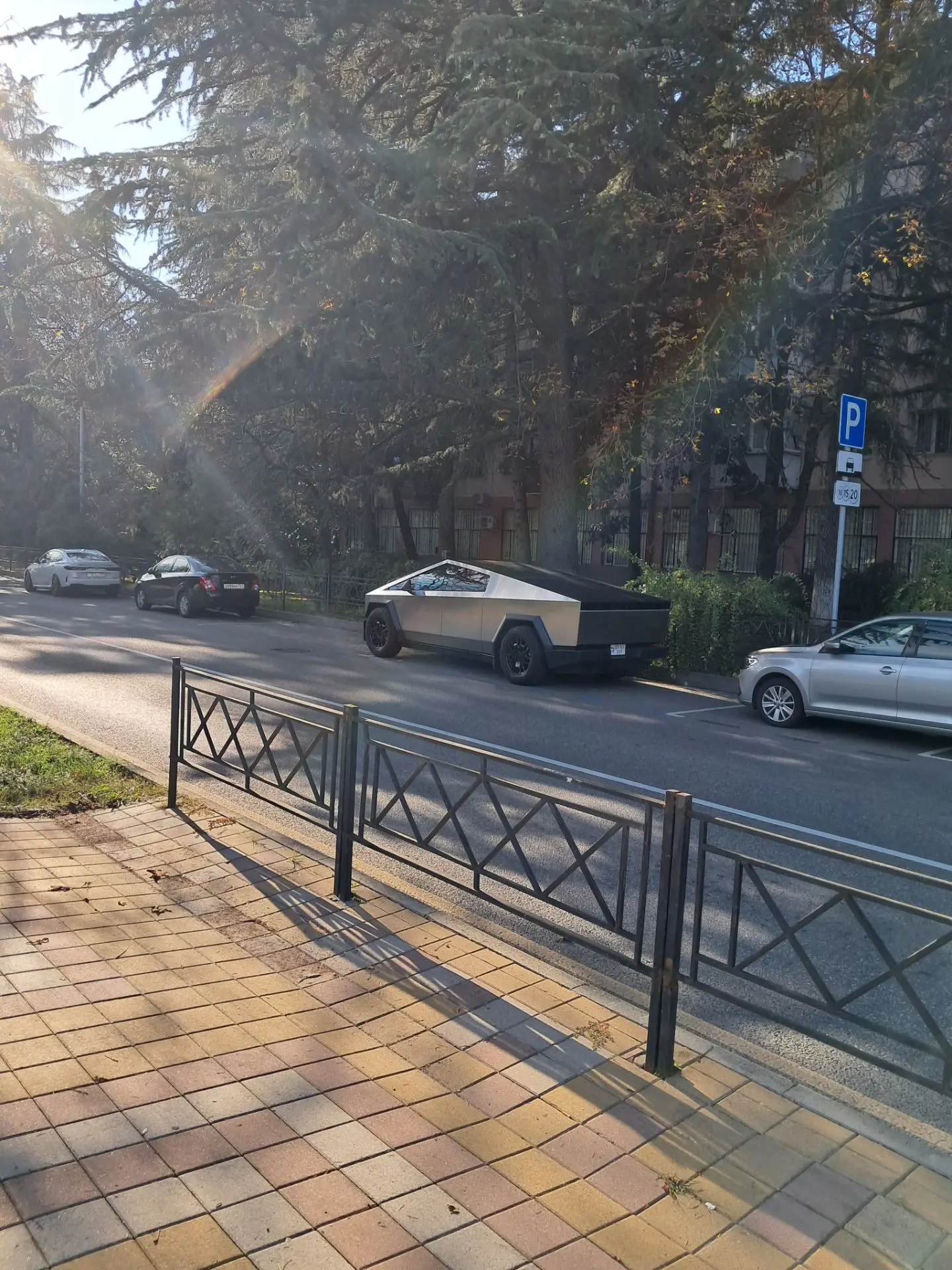 Такие вот уже есть автомобили в Сочи