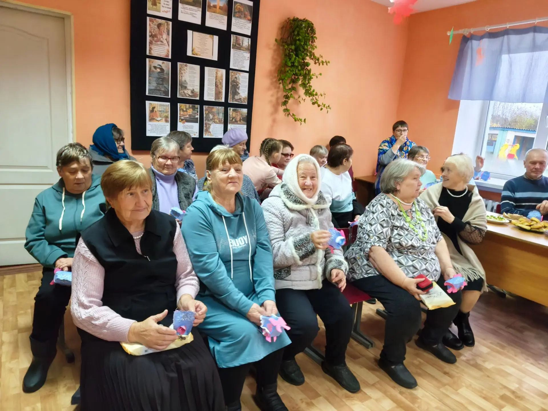 🌹 Праздник добра и таланта: Махневский ДК поздравил жителей села Кишкинское.