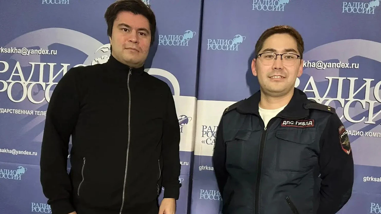 В новом выпуске радиопередачи ГТРК "Саха" — "Попутчик" гостем студии стал государственн...