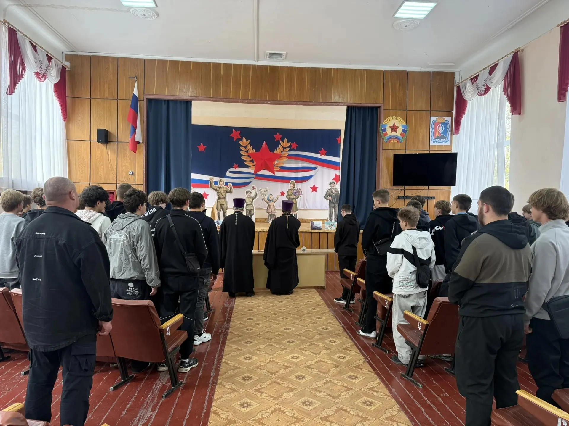Встреча со студентами: в колледже отметили наступающий праздник Покрова